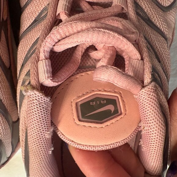 Nike Air Max Plus Tn Pink & Gray Womens Sneakers Size 7Y Lightweight Mesh - Picture 12 of 13